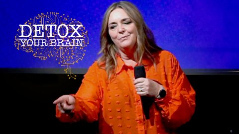 Detox your Brain // Clare Thompson
